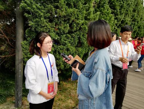 项目负责人接受中国国际广播电台记者专访