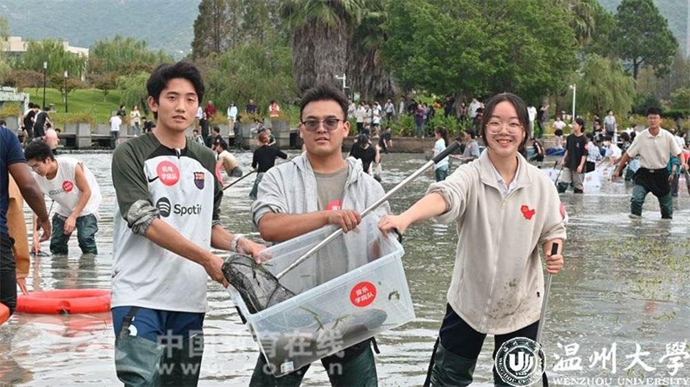 河边的人们 AI 生成的内容可能不正确。